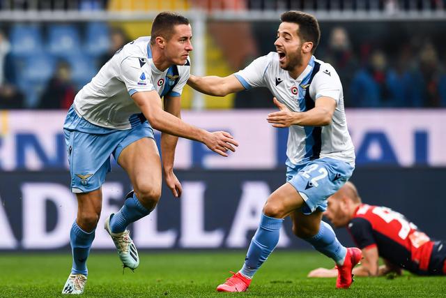 谁最像年轻时的你？ 梅西：只选一人肯定是亚马尔